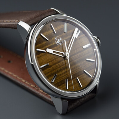 Natural stone with pad printing and applied markers
/ Price, excl. taxes, CHF5'600.00 Tiger's eye